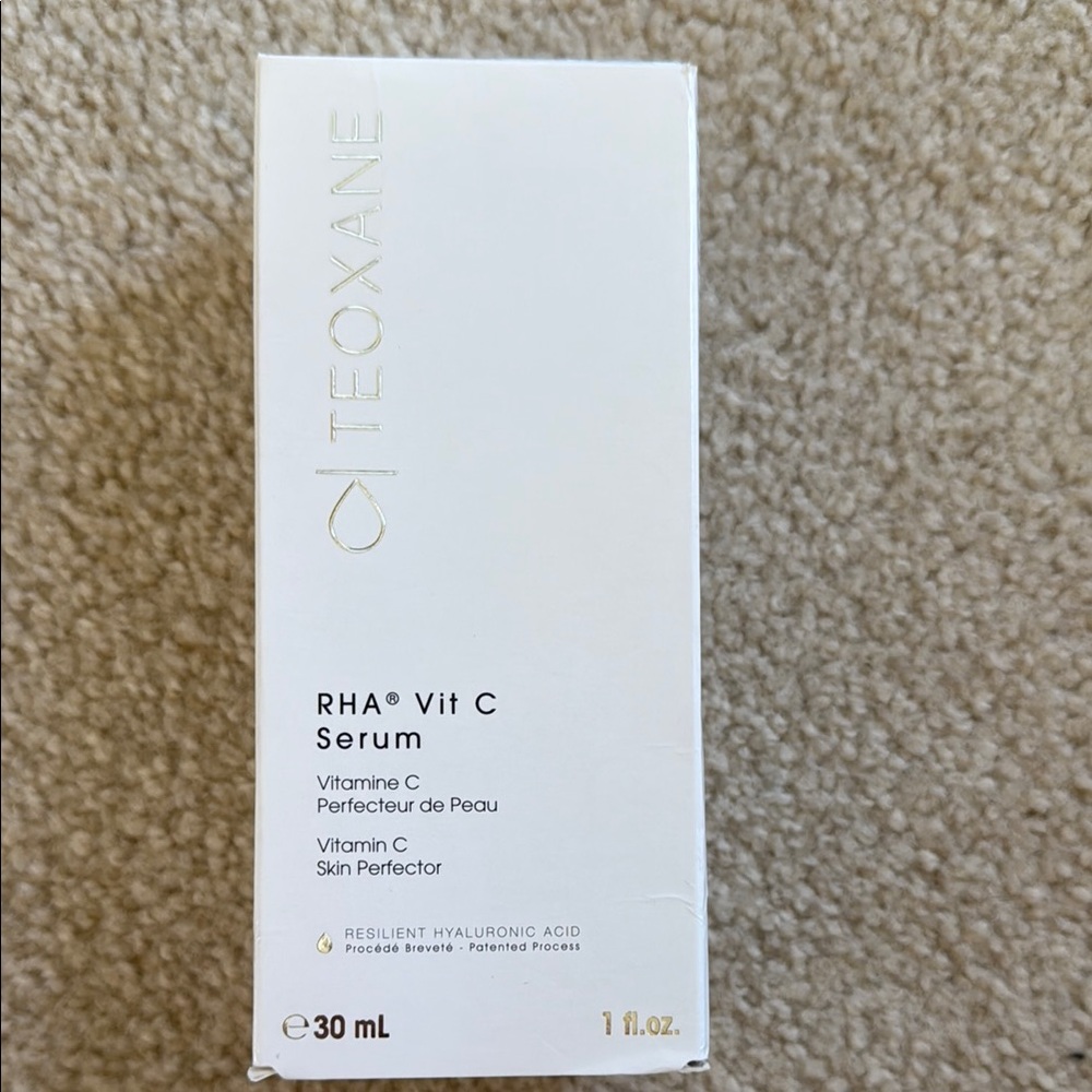 RHA Vit C Serum - White